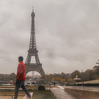 Photo of Lost with the Parisians - My Paris Experience(Part 2). 3/5 by Roshan Chugh (@vagabondfootsteps)