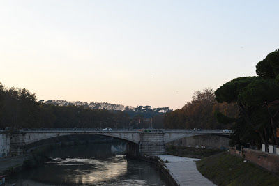 Photo of When in Rome!- Part II Exploring Rome City 6/12 by Roshan Chugh (@vagabondfootsteps)