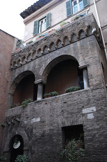 Photo of When in Rome!- Part II Exploring Rome City 8/12 by Roshan Chugh (@vagabondfootsteps)