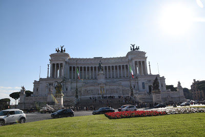 Photo of When in Rome!- Part II Exploring Rome City 12/12 by Roshan Chugh (@vagabondfootsteps)