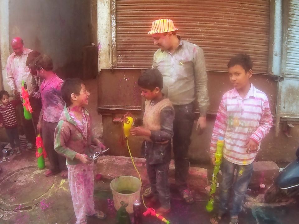 Photo of Banke Bihari Temple, Goda Vihar, Vrindavan, Uttar Pradesh, India by Abhishek Sura