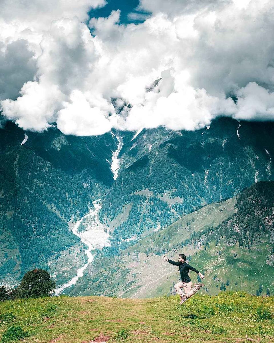 Photo of Travelling This Monsoon? Know What These Famous Instagram Influencers Pack During Rains by Anshul Sharma