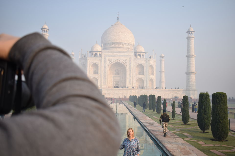 Photo of 7 Things I Did On My First Trip To Taj Mahal That No One Should Do 3/7 by Anshul Sharma