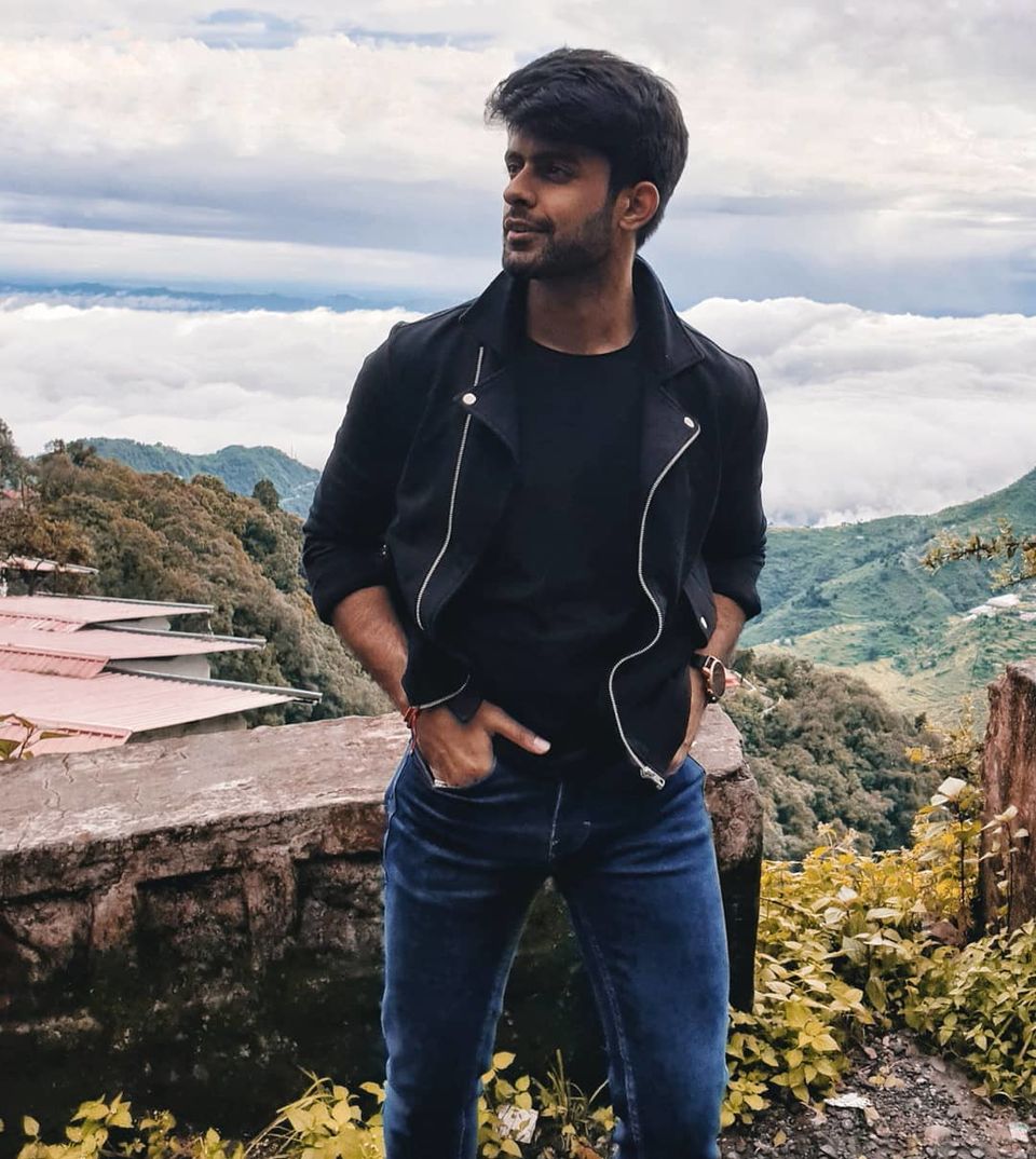 Photo of Travelling This Monsoon? Know What These Famous Instagram Influencers Pack During Rains by Anshul Sharma