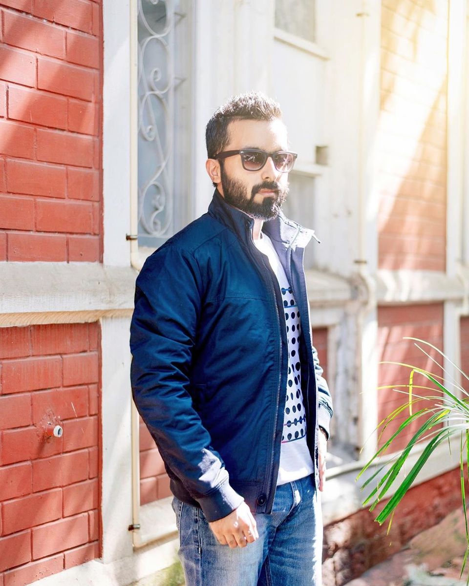 Photo of Travelling This Monsoon? Know What These Famous Instagram Influencers Pack During Rains by Anshul Sharma