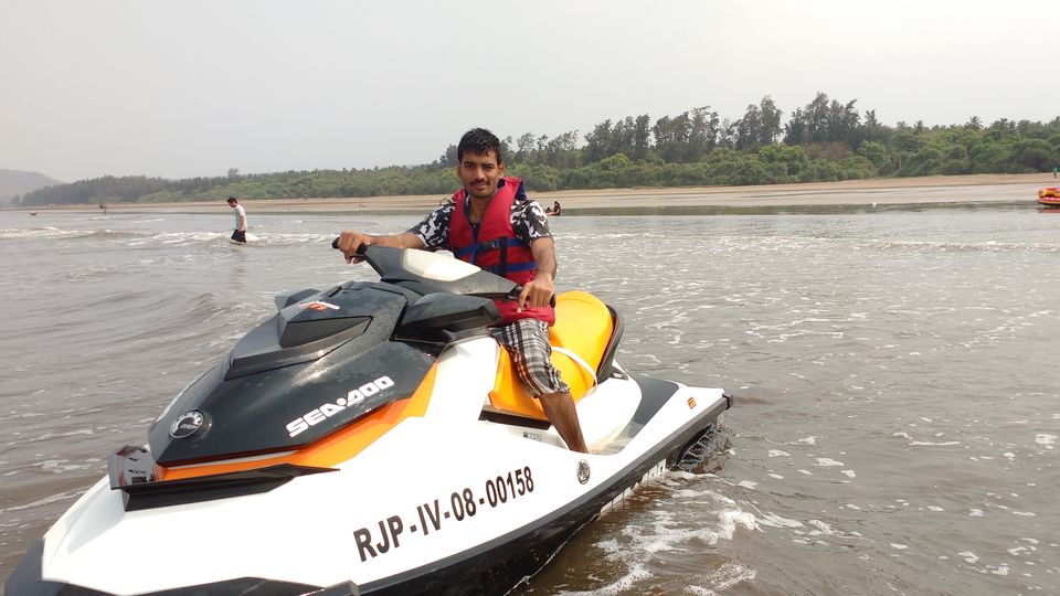 Photo of Water Sports Paradise in Maharashtra - Diveagar Beach. #tripotocommunity 1/8 by Arpit Gupta