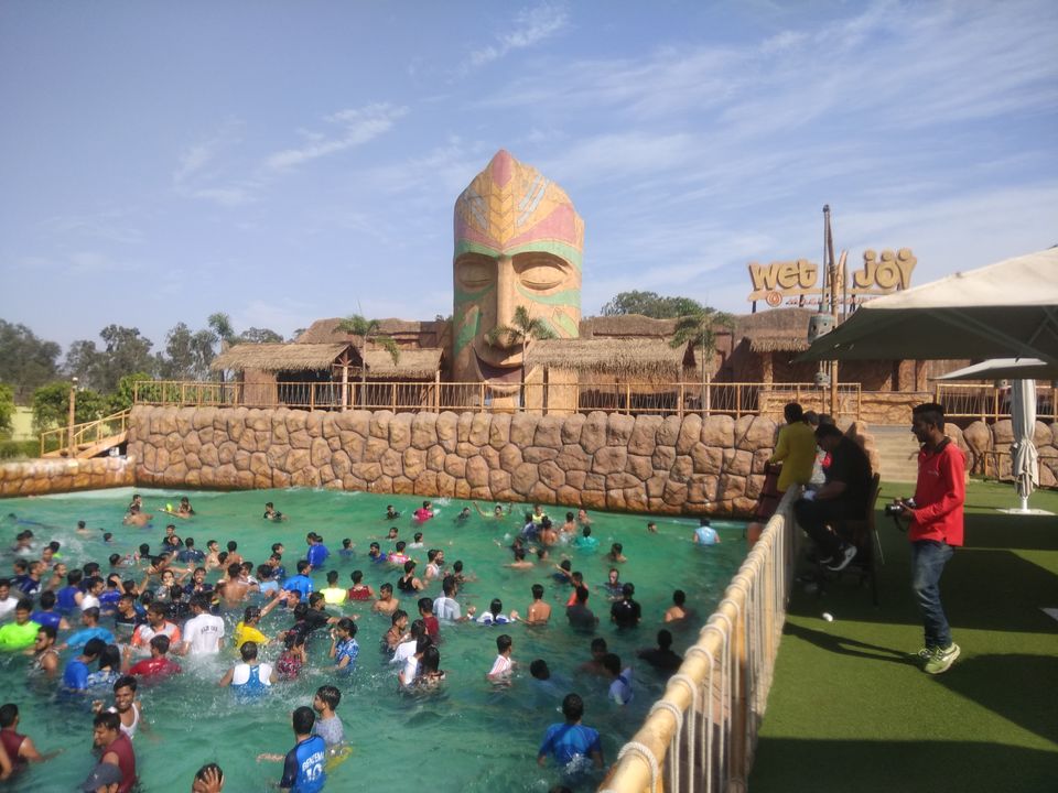 Photo of Summer Vacation in Wet N Joy Water Park. #tripotocommunity 4/12 by Arpit Gupta