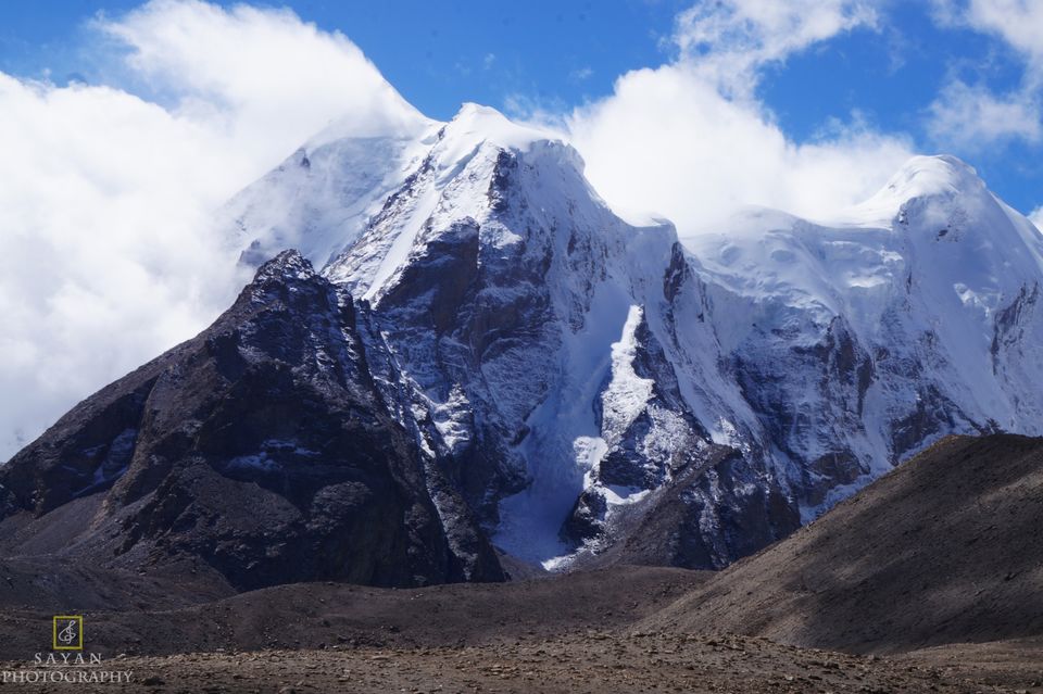 Photo of Gurudongmar Lake by Sayan Majhi