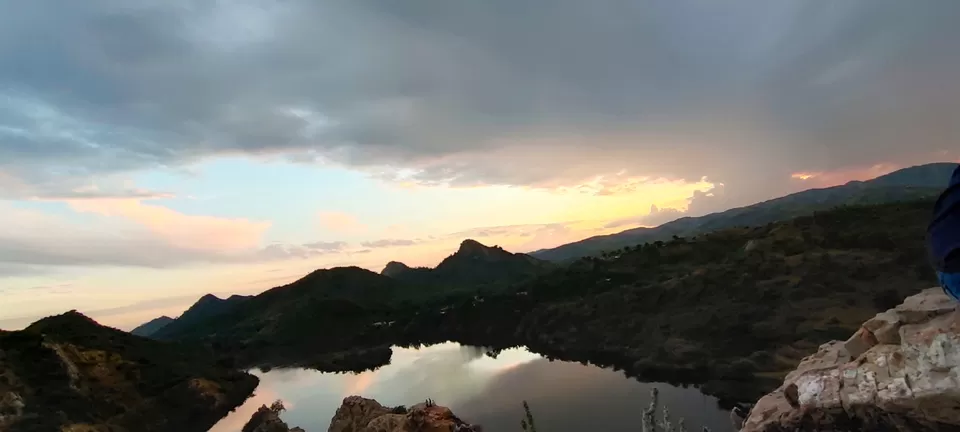 Photo of Bahubali Hills Udaipur, Morwaniya, Rajasthan, India by Arun Patel