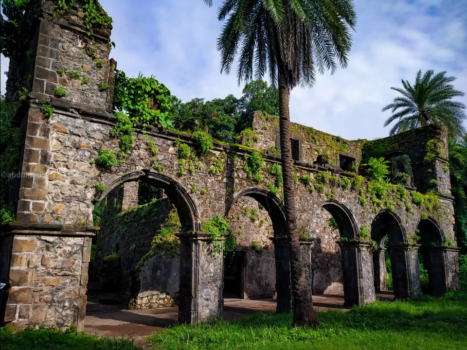 Photo of Hidden remains of a Portuguese town near Mumbai. #vasai #bassein #maharashtra by Abdul Mulla
