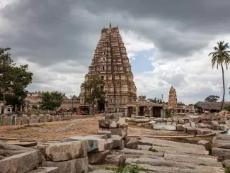 Photo of Sri Virupaksha Temple, Hampi, Karnataka, India by Palak Airon