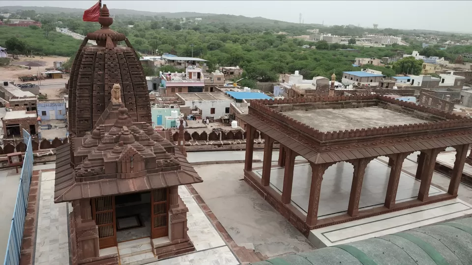 Photo of Rajasthan State Highway 61, Jodhpur, India by Tanushree Gupta