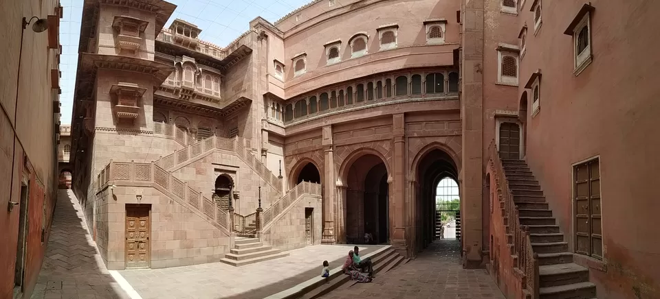 Photo of Junagarh Fort Road, Bikaner, India by Tanushree Gupta