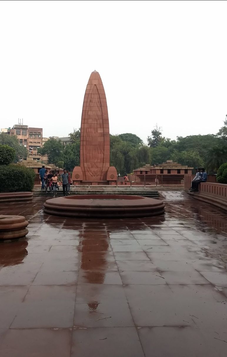 Photo of Jallianwala Bagh Memorial, Jallan Wala Bagh, Katra Ahluwalia, Amritsar, Punjab, India by Purna