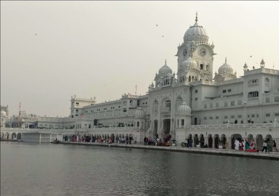 Photo of Harmandir Sahib, Golden Temple Road, Atta Mandi, Katra Ahluwalia, Amritsar, Punjab, India by Purna