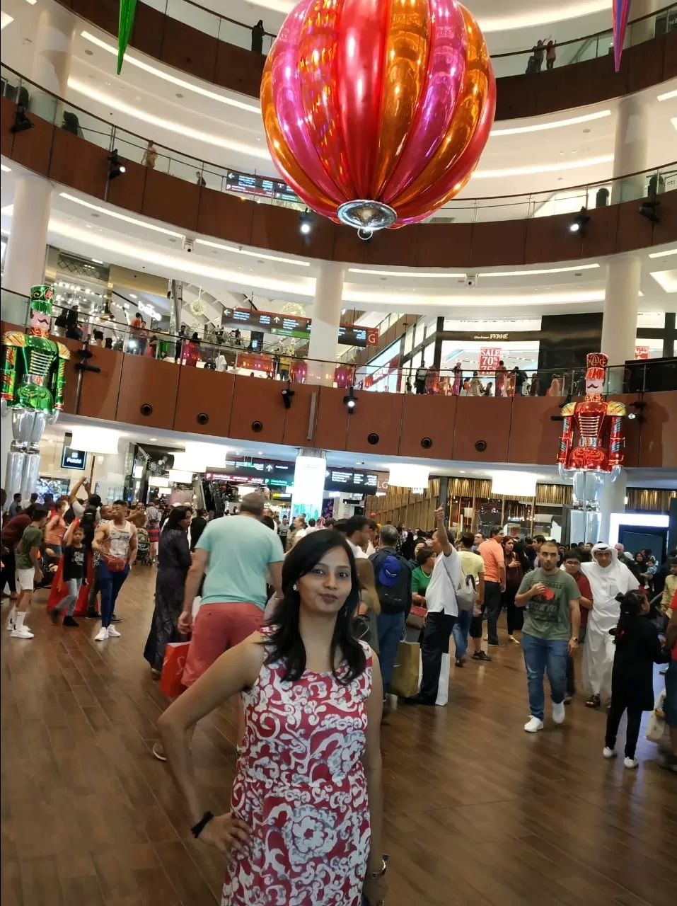 Photo of Dazzling Dubai! by Vaishali Singh