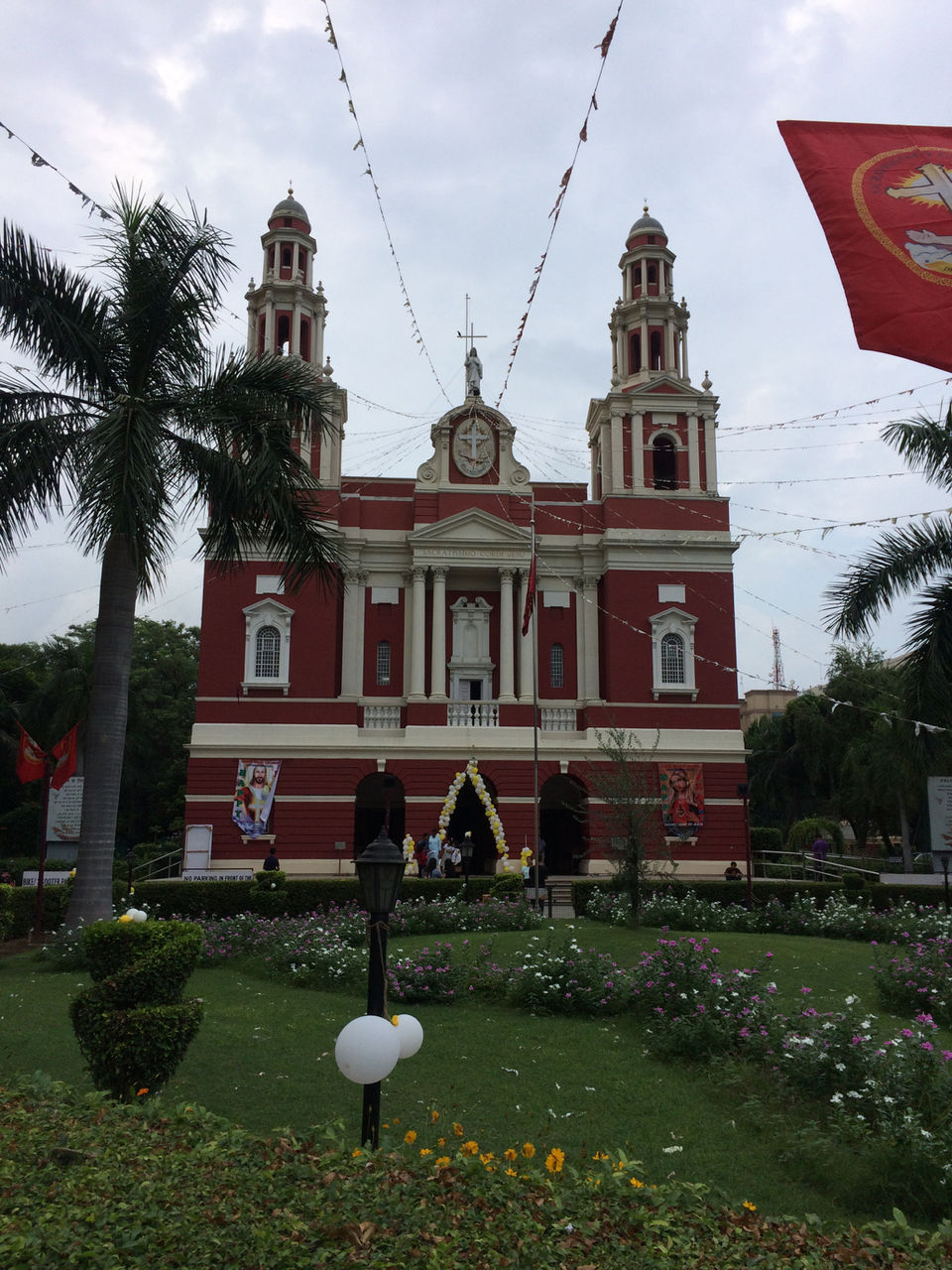 Photo of SACRED HEART Cathedral Church Shivamogga, BH Road, Tank Mohalla, Shivamogga, Karnataka, India by Rajneesh Kumar Rai