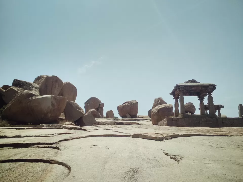 Photo of Hemakuta Hill Temple, Hampi, Karnataka by Smash