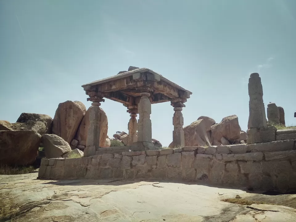 Photo of Hemakuta Hill Temple, Hampi, Karnataka by Smash