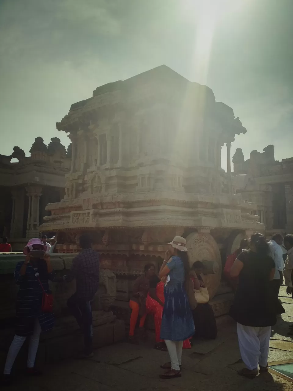 Photo of Vittala Temple, Guttal, Karnataka, India by Smash