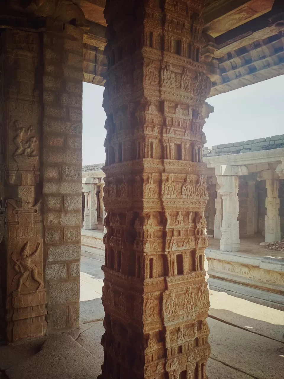 Photo of Vittala Temple, Guttal, Karnataka, India by Smash