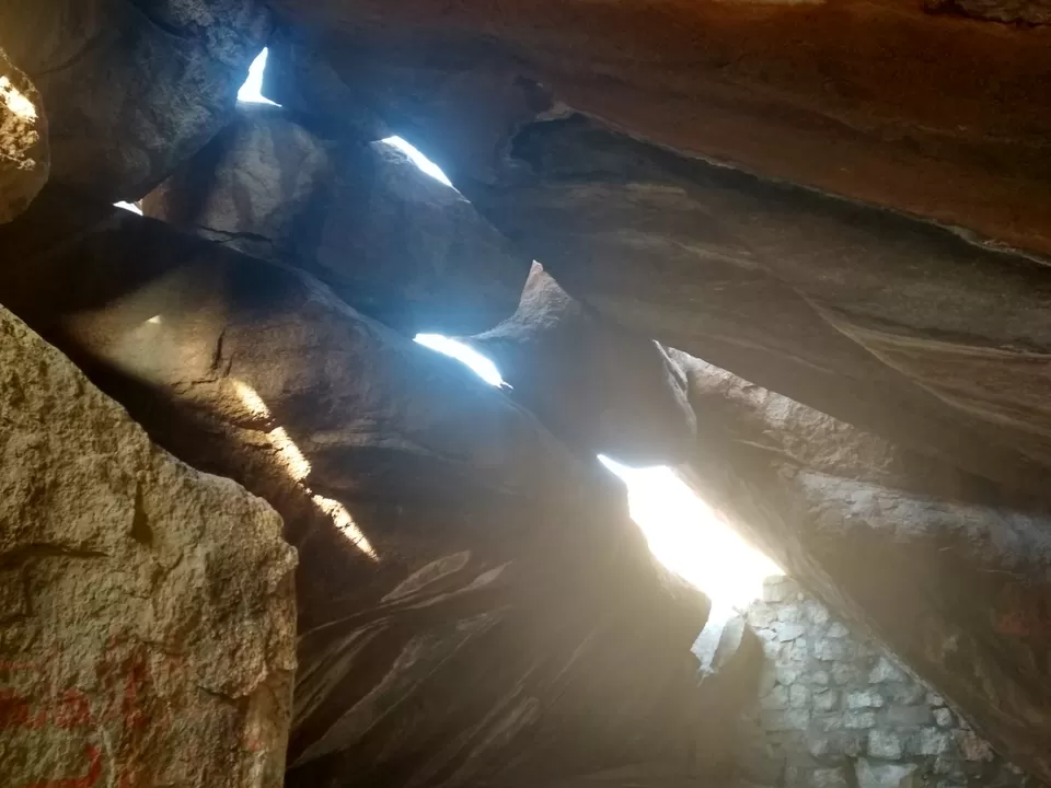 Photo of Anegundi - Gangavathi Road, Saroja Nagar, Hirejantkal, Gangavathi, Karnataka, India by Smash