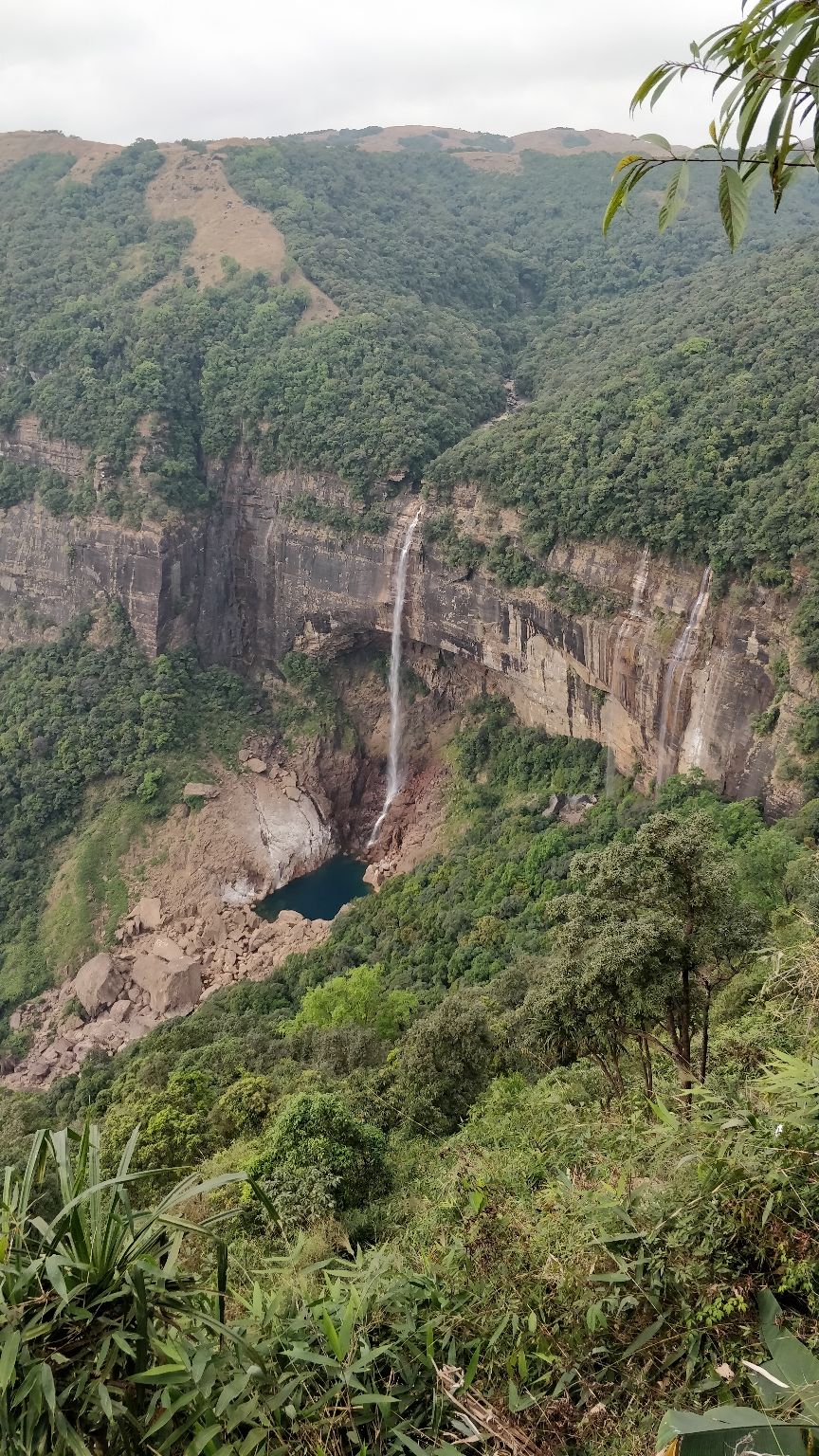 Photo of Sohra, Meghalaya, India by Naveen Raman