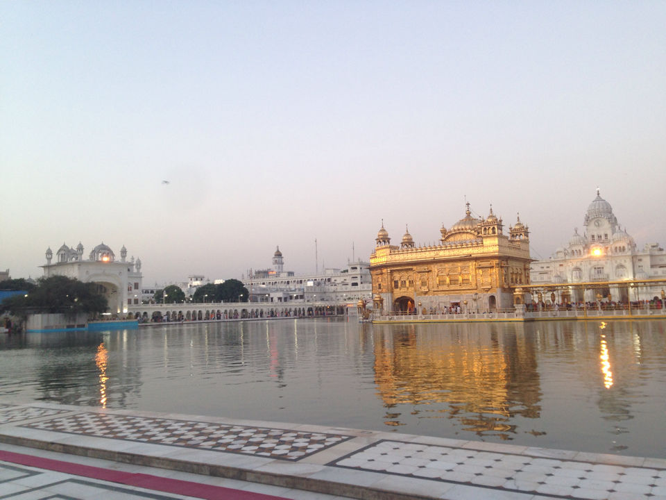 Photo of Mesmerising Golden temple- Amritsar by Kirti Pawar