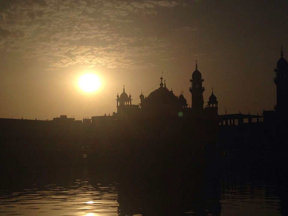 Photo of Mesmerising Golden temple- Amritsar by Kirti Pawar