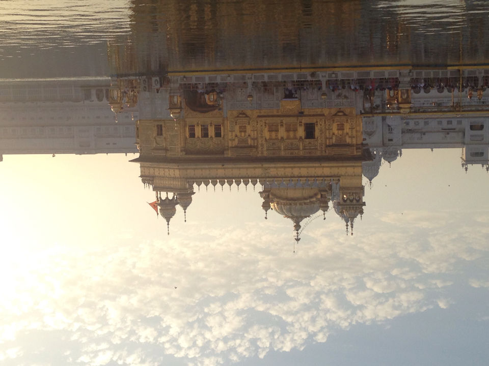 Photo of Mesmerising Golden temple- Amritsar by Kirti Pawar