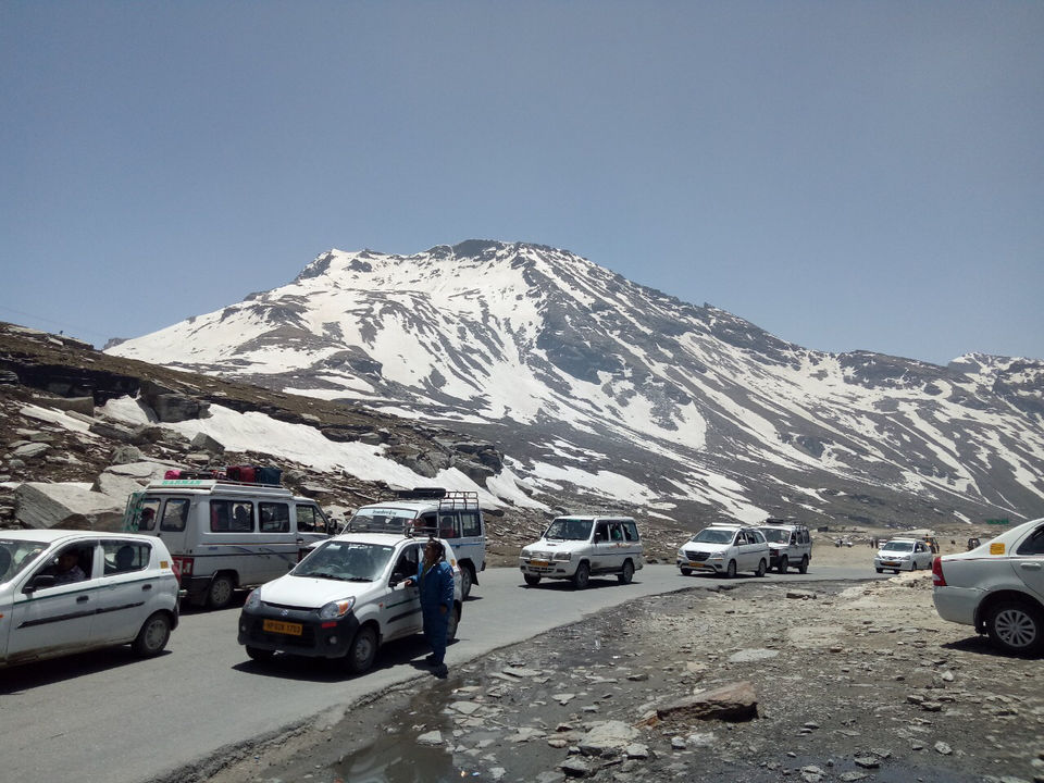 Photo of Journey To Rohtang- An Indelible Experience by Surbhi Munat
