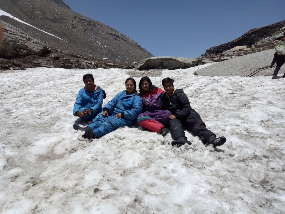 Photo of Journey To Rohtang- An Indelible Experience by Surbhi Munat