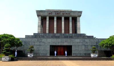 Photo of Ho Chi Minh Mausoleum, Hùng Vương, Hanoi, Vietnam by Sumedha Bharpilania