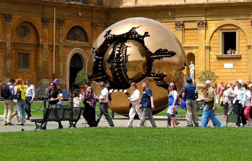 Photo of Vatican Museums, Viale Vaticano, Rome, Metropolitan City of Rome, Italy by Sumedha Bharpilania