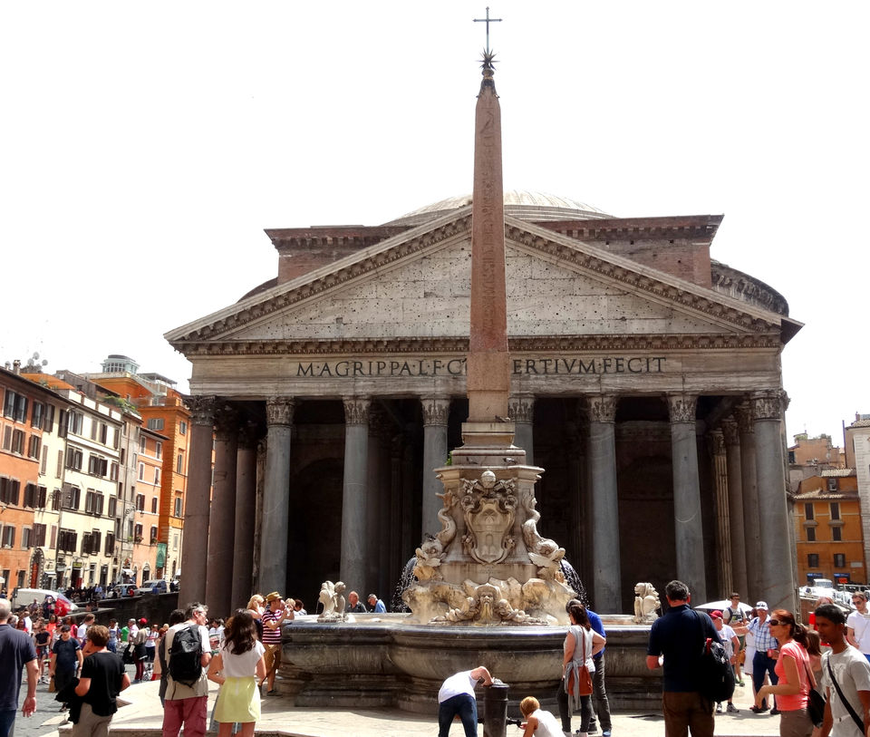 Photo of Pantheon, Piazza della Rotonda, Rome, Italy by Sumedha Bharpilania