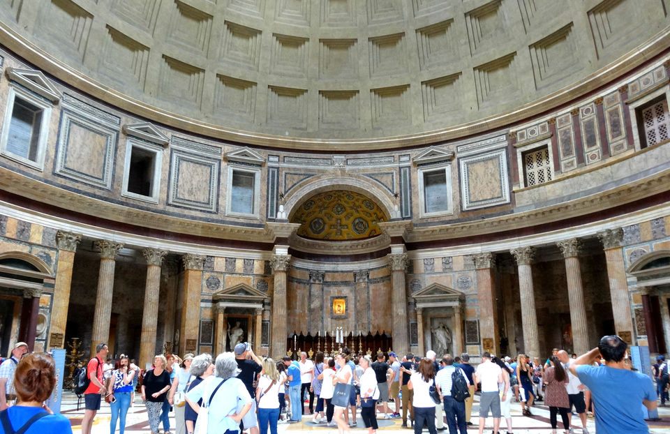 Photo of Pantheon, Piazza della Rotonda, Rome, Italy by Sumedha Bharpilania
