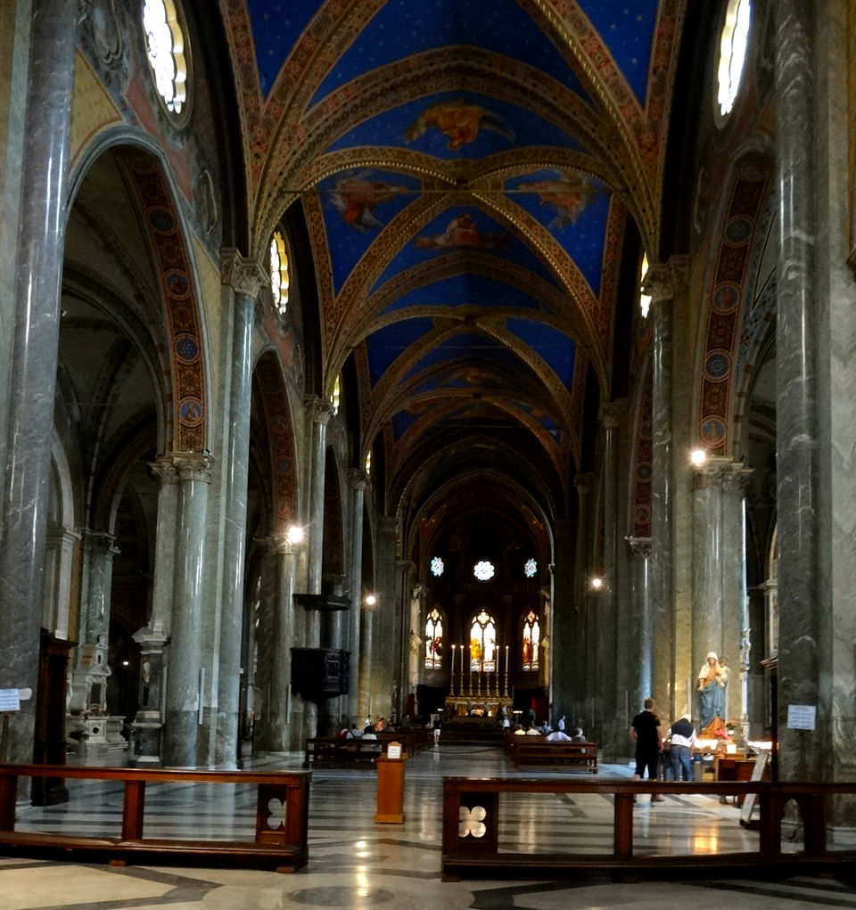 Photo of Basilica di Santa Maria Sopra Minerva, Piazza della Minerva, Rome, Metropolitan City of Rome, Italy by Sumedha Bharpilania