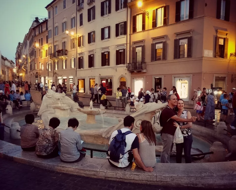 Photo of Spanish Steps, Rome, Metropolitan City of Rome, Italy by Sumedha Bharpilania