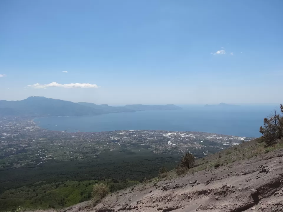 Photo of Mount Vesuvius, Ottaviano, Metropolitan City of Naples, Italy by Sumedha Bharpilania