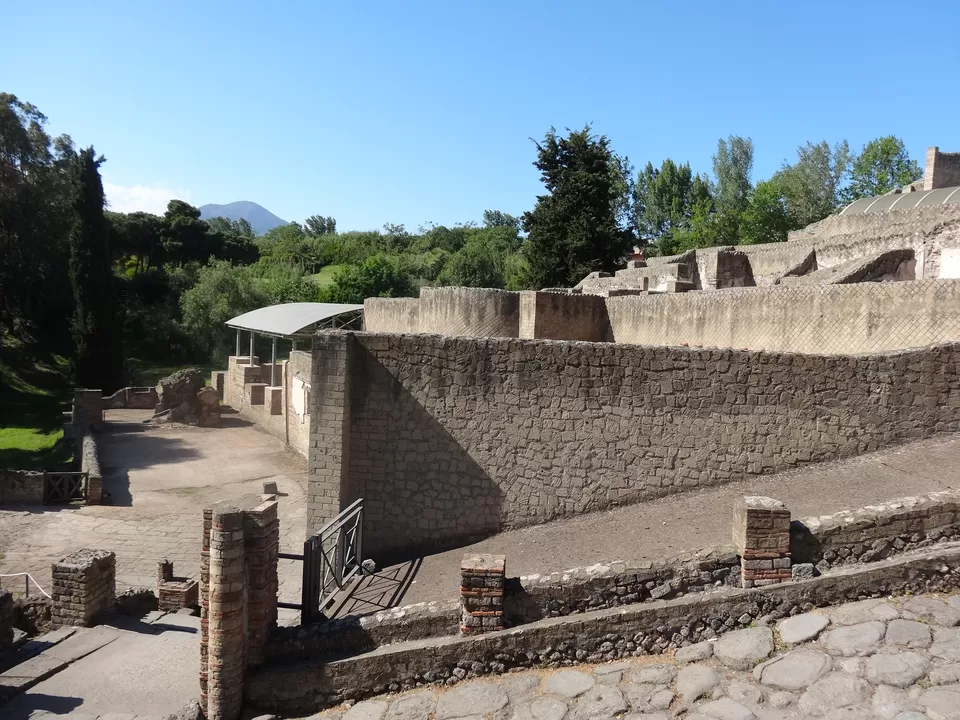 Photo of Pompei, Metropolitan City of Naples, Italy by Sumedha Bharpilania