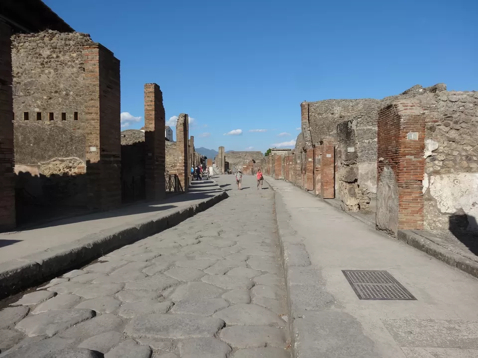 Photo of Pompei, Metropolitan City of Naples, Italy by Sumedha Bharpilania