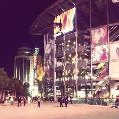 Photo of Shuncheng Shopping Centre, Kunming, Yunnan, China by Sumedha Bharpilania