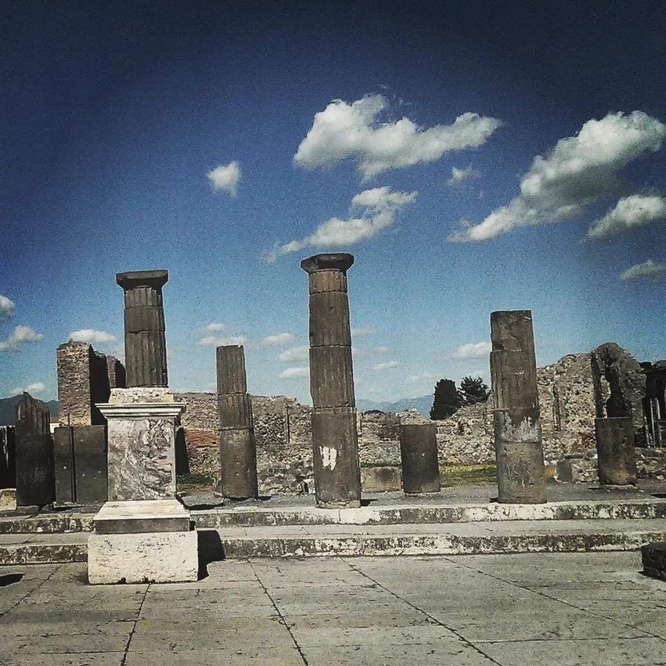 Photo of Pompei, Metropolitan City of Naples, Italy by Sumedha Bharpilania