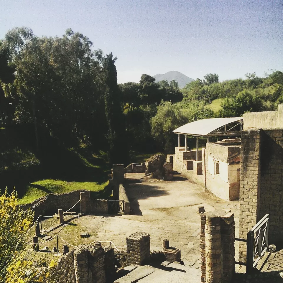 Photo of Pompei, Metropolitan City of Naples, Italy by Sumedha Bharpilania