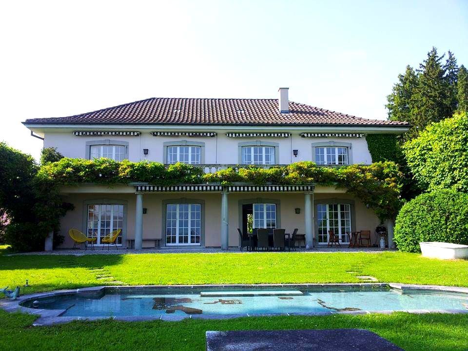 Photo of The Time I Stayed In A Seemingly Haunted House 3/6 by Sumedha Bharpilania