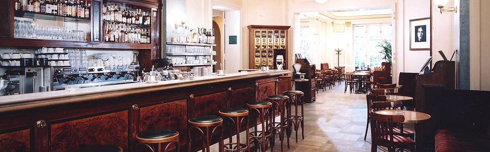 Photo of Top 10 Restaurants And Cafes In Berlin 8/11 by Sumedha Bharpilania