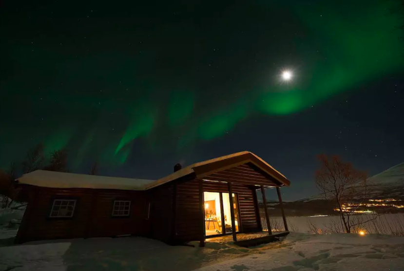 Photo of 10 Unique And Affordable Airbnb Properties For The Perfect Honeymoon 8/20 by Sumedha Bharpilania