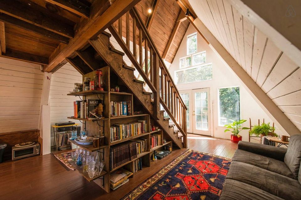 Photo of 10 Unique And Affordable Airbnb Properties For The Perfect Honeymoon 13/20 by Sumedha Bharpilania