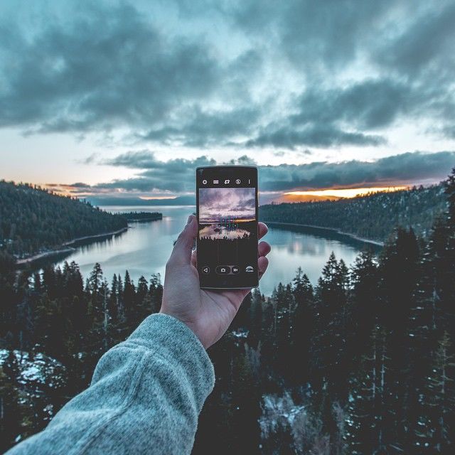 Photo of In The Chase For Facebook Check-Ins And Instagram Likes, We Forget To See The World by Sumedha Bharpilania