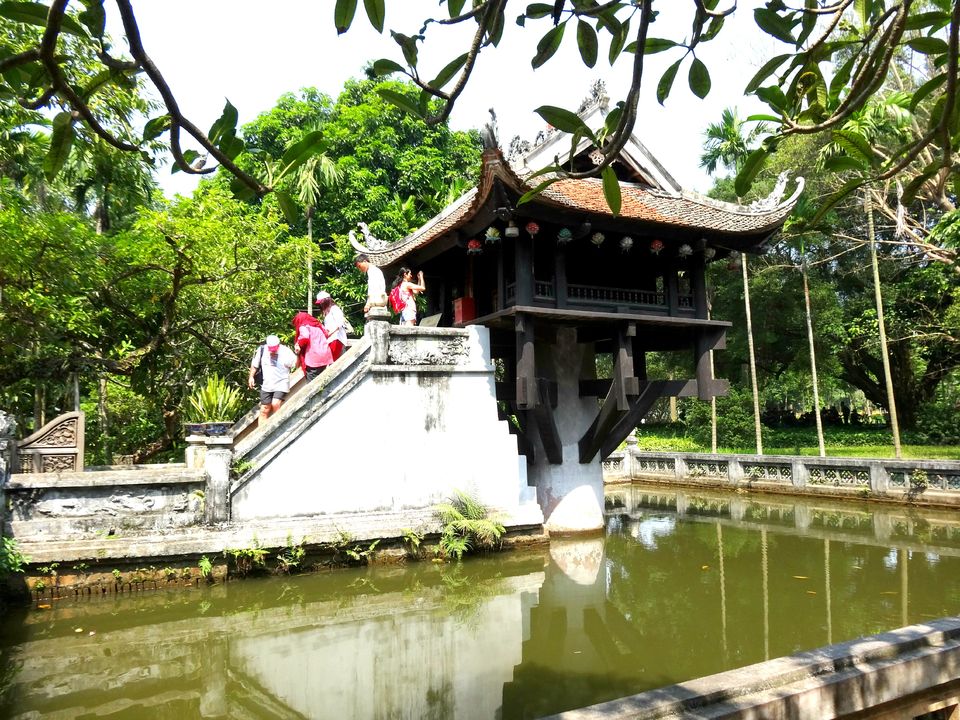 Photo of Of happy and beautiful places : Hanoi, Vietnam 2/14 by Sumedha Bharpilania